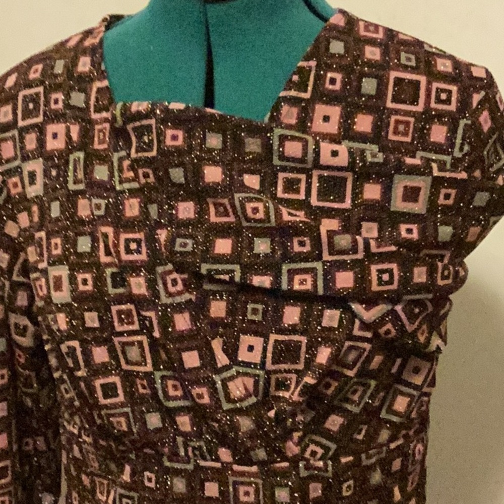 No Boundaries Metallic Stretch Cross-over Top 11/13 size, 3/4 length sleeves. - Picture 3 of 7